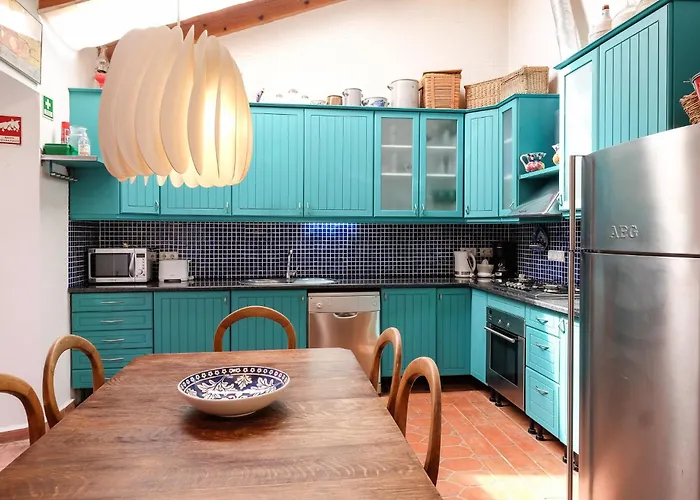 Casa Poeta تافيرا