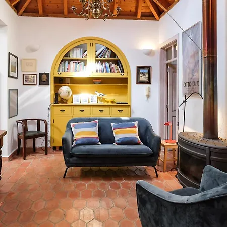 Casa Poeta Nyaraló