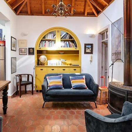 Nyaraló Casa Poeta
